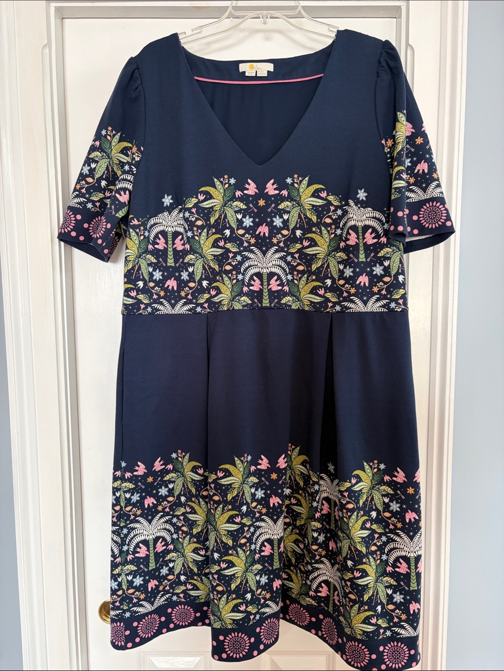Boden Navy Floral & Palm Print V‑Neck Midi Dress